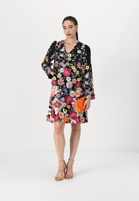 YAS YASFLOWERING DRESS - Koktélruha / Partiruha - black