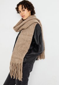 CHUNKY SCARF - Cachecol - light brown