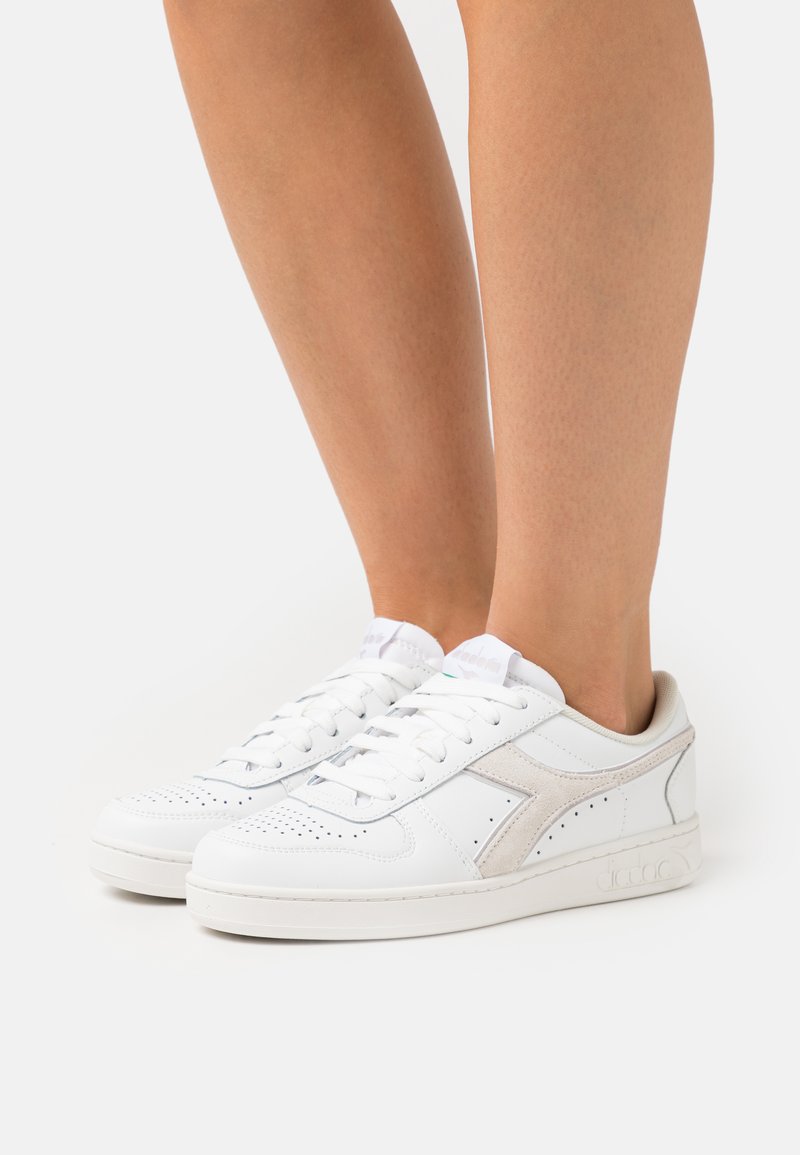 diadora-magic-basket-trainers-white-lilac-marble-white-zalando-co-uk