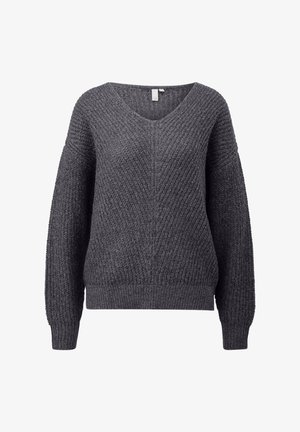 Oversized szary sweter dzianinowy z dekoltem w kształcie litery V, fakturowym wzorem oraz ściągaczami przy mankietach i na dolnym końcu. Miękki materiał z luźnym krojem.