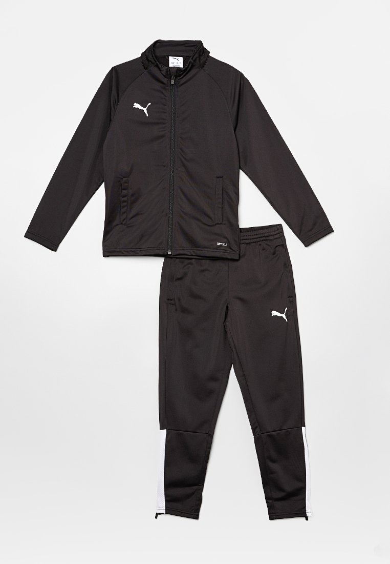 Czarny dres sportowy z zamkiem błyskawicznym, posiadający stójkę oraz dopasowane spodnie, obydwa z białymi akcentami logo i bocznymi paskami.