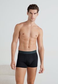 Schiesser 3 PACK - Boxers - all black