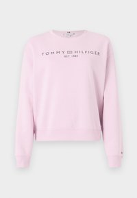 Unselected, classic pink