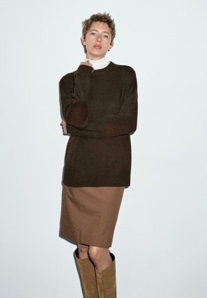 CASHMERE OVERSIZE WITH ELBOW PATCHES - Strickpullover - mottled dark brown