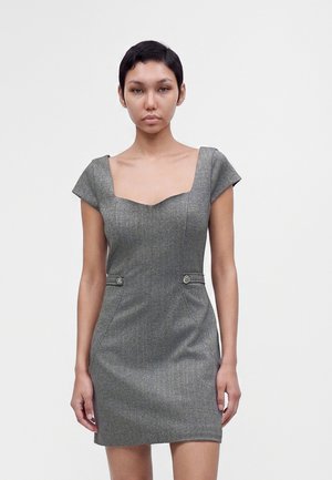 Guess, BERTHA CUP SLEEVES MINI - Дневна рокля - grey