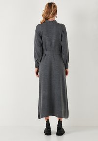 LELA REGULAR FIT - Haljina s naramenicama - dark grey