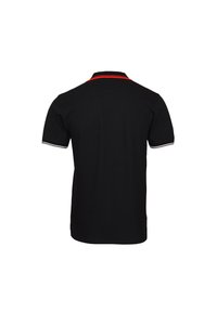 Polo noir avec une accentuation rouge sur le col et des détails rayés blancs sur les manches. Tissu doux et lisse avec une coupe classique.