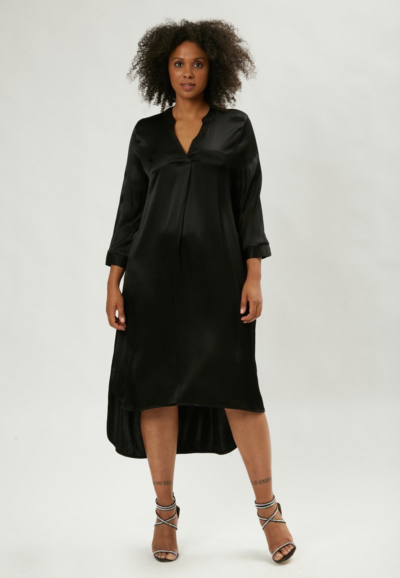 Maison Form'elle Vestido informal - black
