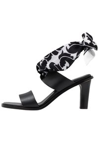 WEEKEND MaxMara Sandales à talons hauts - black