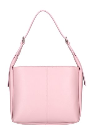 Zachte roze leren handtas met een brede riem en zilveren gespaccenten, gestructureerde rechthoekige vorm en een gladde textuur.