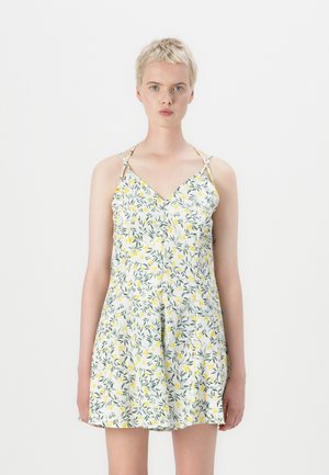 ONLKASINA STRAP SHORT - Shirt dress - cloud dancer
