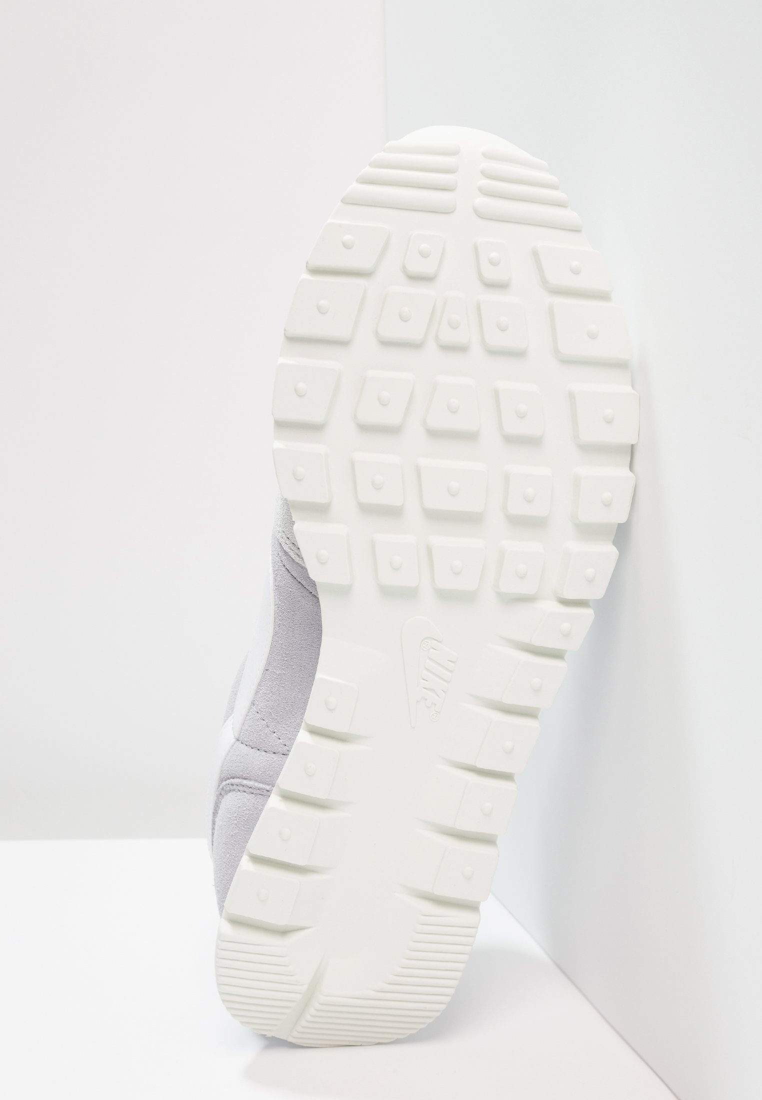 Nike Sportswear AIR PEGASUS 83 - Sneakers laag - grey/Zwart - Zalando.nl
