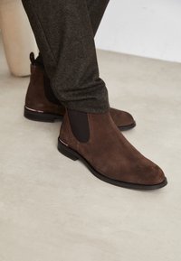 Tommy Hilfiger Bottines - brown