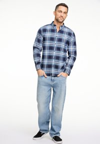 Lindbergh BRUSHED CHECKED  - Camicia - dk blue