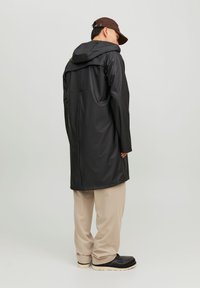 Jack & Jones JJEURBAN NOOS - Parka - black