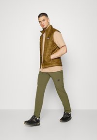 Patagonia NANO PUFF VEST - Colete - mulch brown