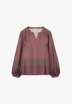 Langærmet bluse med V-hals, der har et geometrisk mønster i rød, brun og blå. Elastiske manchetter og letvægtsstof.