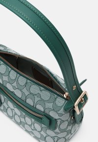 COACH SIGNATURE DEMI BAG - Rankinė - green green