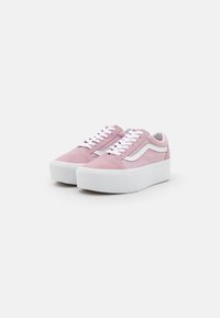 Vans UA OLD SKOOL STACKFORM - Baskets basses - keepsake lilac
