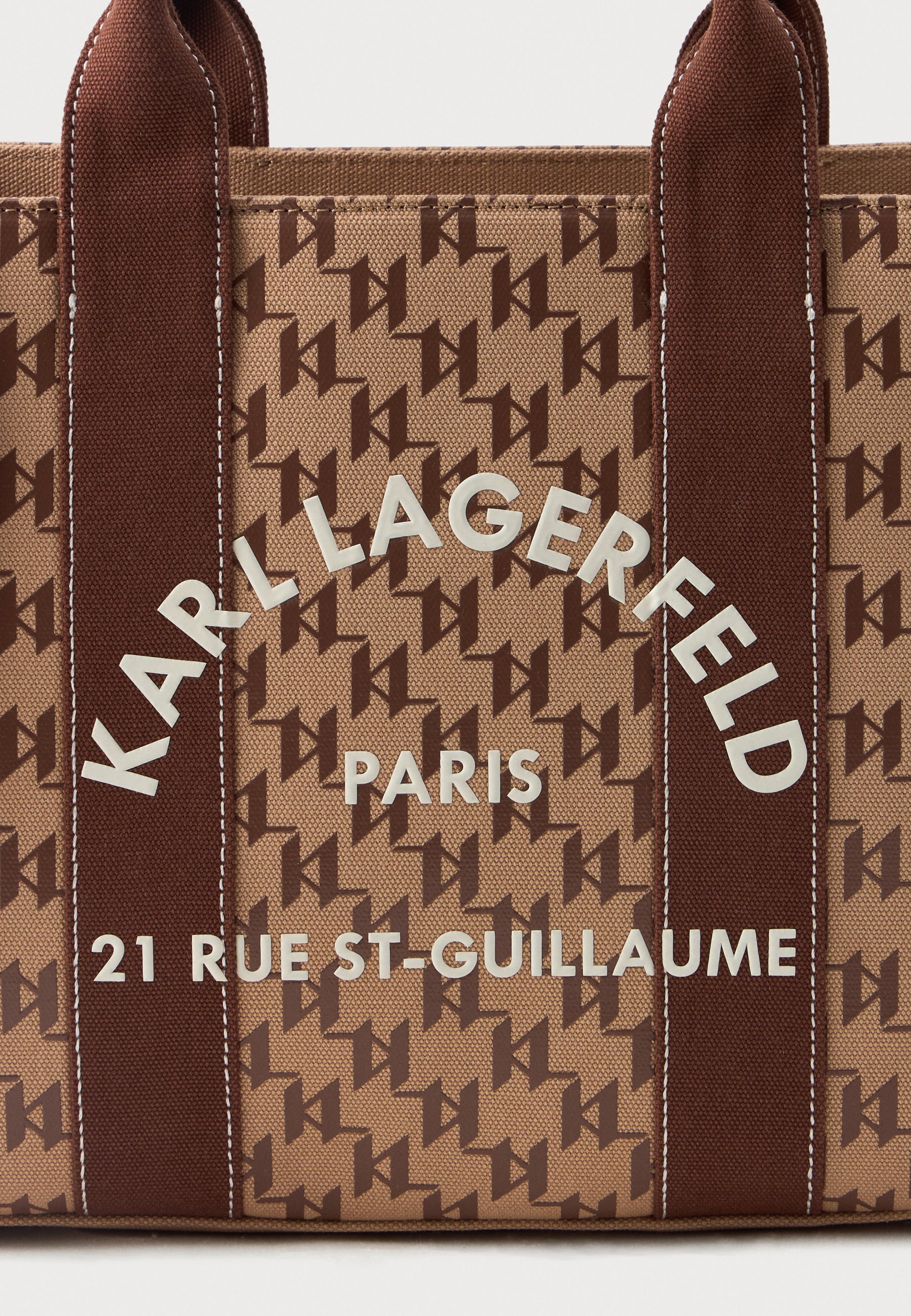 Karl Legerfled ブローチ　希少　ブラウン　ロゴ Karl Legerfled ブローチ 希少 ブラウン ロゴ - メルカリ