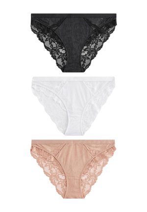 Tri dámske bikini nohavičky s čipkovým lemom v čiernej, bielej a telovej farbe, usporiadané vertikálne na bielom pozadí.