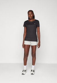 Puma SHORTS - Pantalón corto de deporte - light gray heather