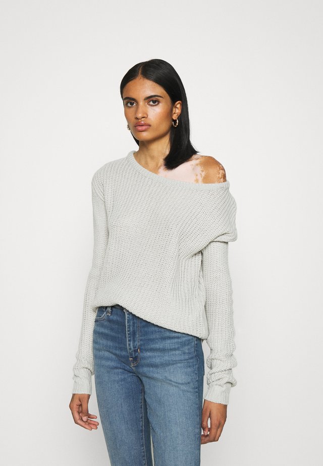 OPHELITA OFF SHOULDER JUMPER - Strickpullover - grey