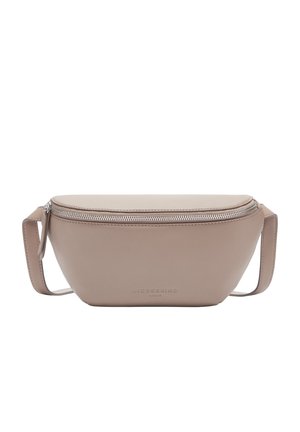 Torba na pasek w jasnym beżowym skórze, gładka tekstura, z zaokrąglonym kształtem, zamek błyskawiczny, boczny uchwyt, wytłoczone logo z przodu.