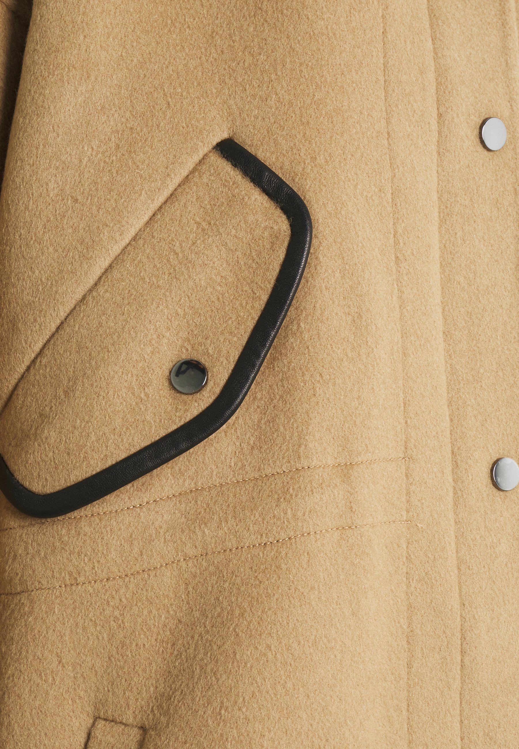 manteau maje camel