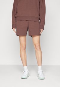 Björn Borg - STUDIO OVERSIZED SHORTS - Korte broeken - french toast Miniatuurafbeelding 1