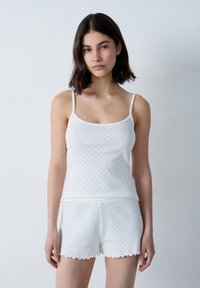 Non sélectionné, white