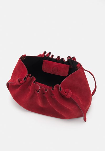 Yuzefi SCALLOP - Clutch - cherry