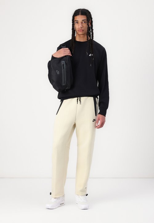 Nike Sweatshirt 'Club' — foto 2