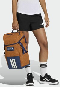 adidas Performance 4ATHLTS CAMPER - Rygsække - tech copper   off white