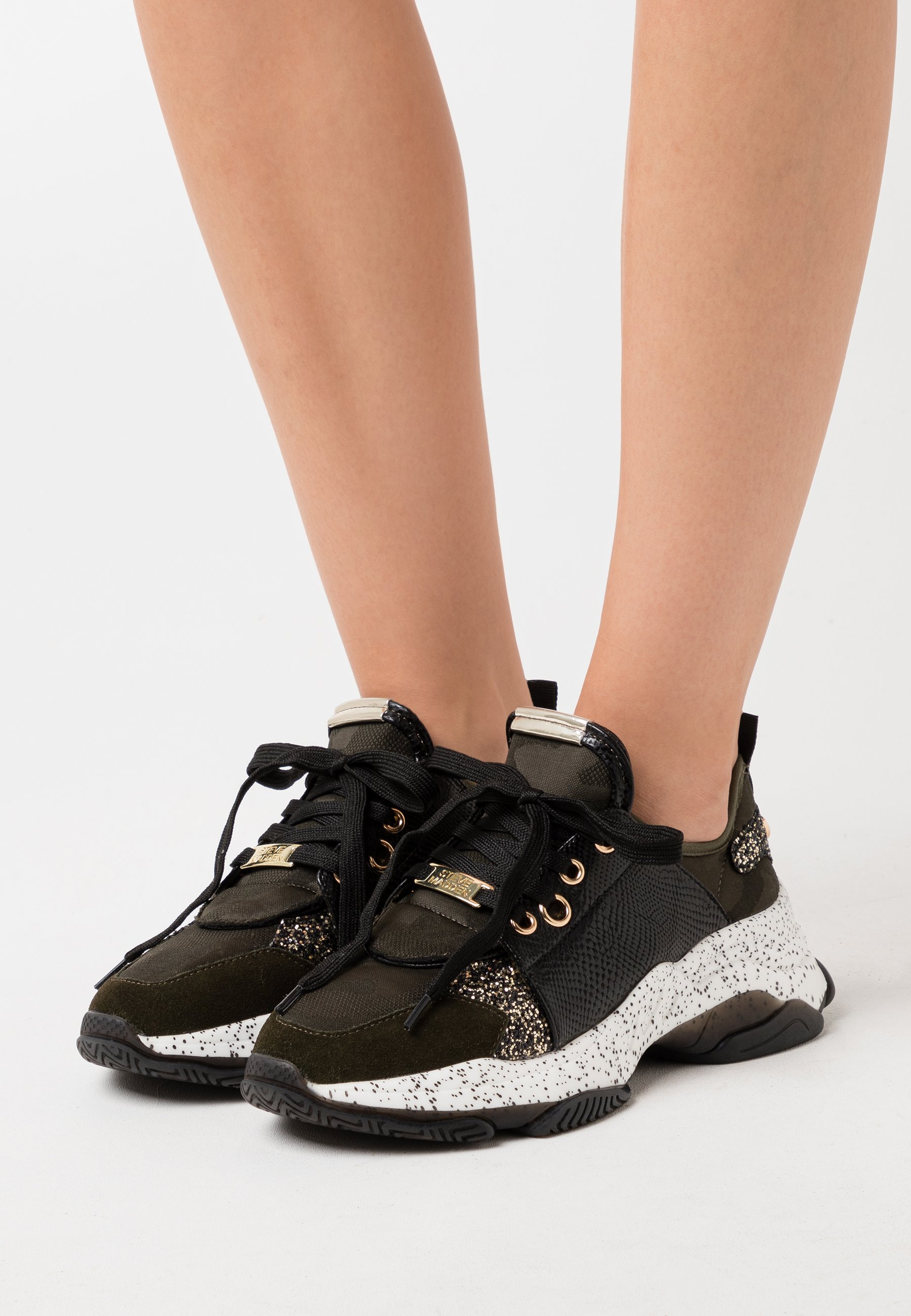 steve madden olive sneakers