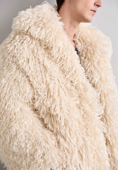 Nanushka KILAH - Zimní kabát - creme