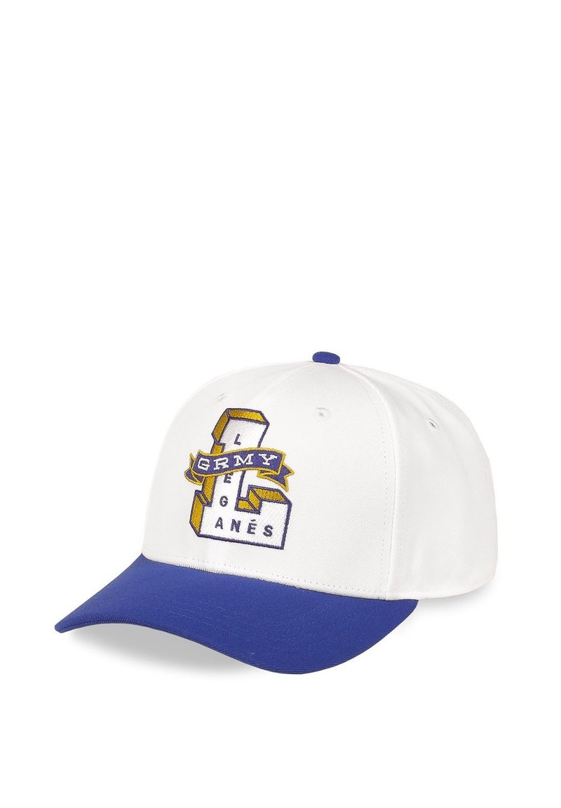 Gorra de béisbol blanca con visera azul, que presenta texto bordado en púrpura y amarillo, incluyendo las letras "GRMY" y "LEGANES."
