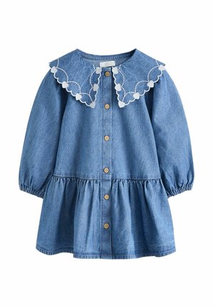 Denim kjole med knapper, lange pufærmer og stor bølget krave broderet med hvide blomster mønstre.