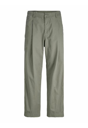 Pantalones de mezcla de algodón verde claro con un ajuste relajado, que cuentan con bolsillos laterales, cierre de botón y una cintura parcialmente elástica.