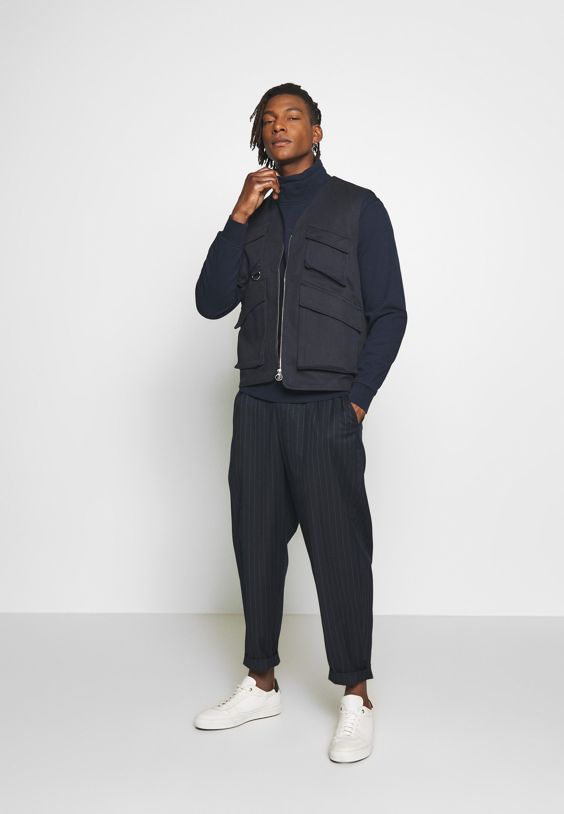 CLOSED MEN'S Sweatshirt dark night Zalando.at CLOSED MEN'S Sweatshirt dark night Zalando.at