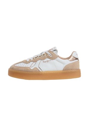 White and beige low-top sneaker with gum sole, suede accents, white laces, and "Pepe Jeans London" logo on side.