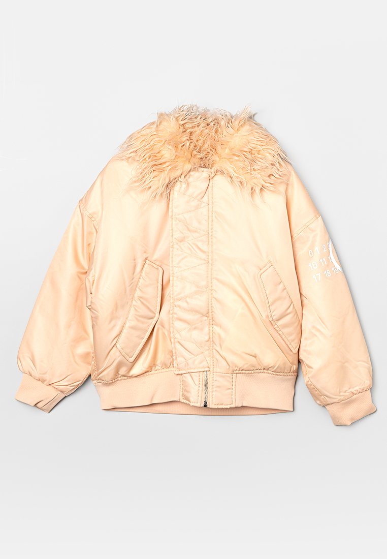 MM6 Maison Margiela Winterjas oranje MM6 Maison Margiela Winterjas oranje