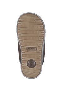 Brauneg gummisohle mit strukturiertem Muster, ausgestattet mit einer Dämpfungseigenschaft und gestempelt mit dem Logo "PRIMIGI." Größe gekennzeichnet als "24."