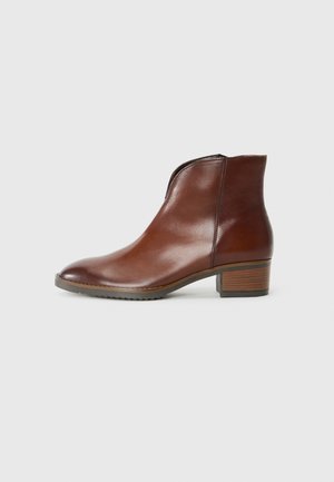 Stiefelette - cognac