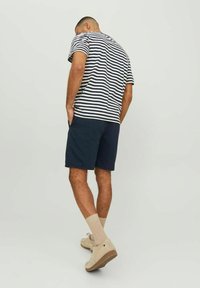 R.D.D. ROYAL DENIM DIVISION Jeans für Herren online kaufen - Die perfekte Denim bei