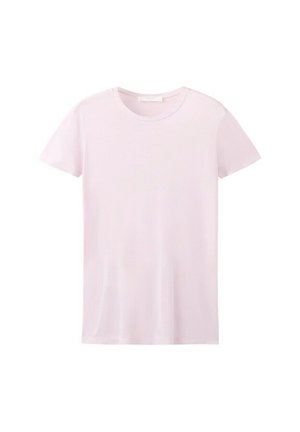 Tricou roz deschis cu mâneci scurte și guler rotund, din material neted, fără modele sau logo-uri vizibile, pe un fundal alb.