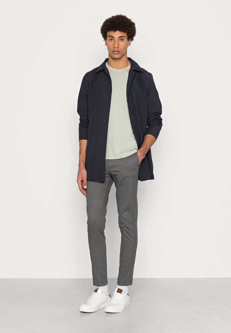 Jack & Jones JPSTMARCO JJCOOPER Structure Chino SN, Abbey Stone/Detail:check, 29W x 30L Jack & Jones JPSTMARCO JJCOOPER Structure Chino SN, Abbey Stone/Detail:check, 29W x 30L
