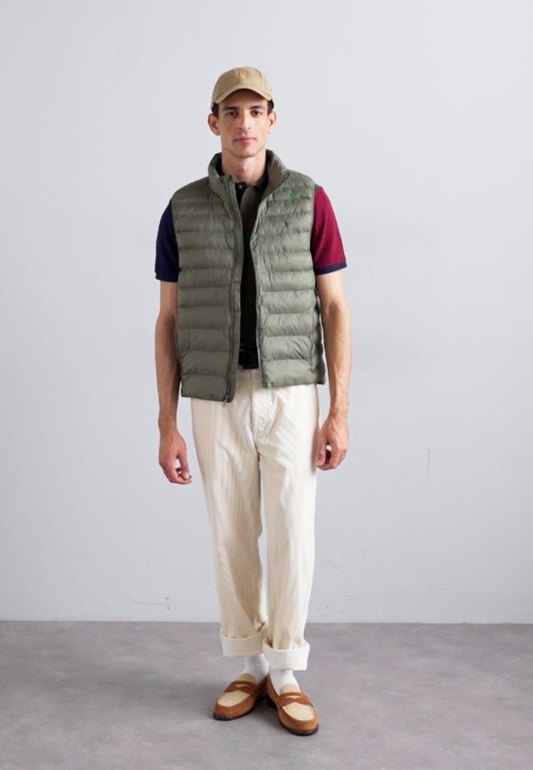 THE COLDEN PACKABLE GILET - Waistcoat - cruise olive4