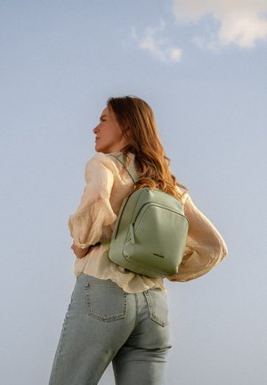 Aunts & Uncles, AUNTS & UNCLES RUCKSACK COCO UNISEX - Tagesrucksack - green tea