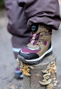 mikk-line Talvesaapad - rum raisin